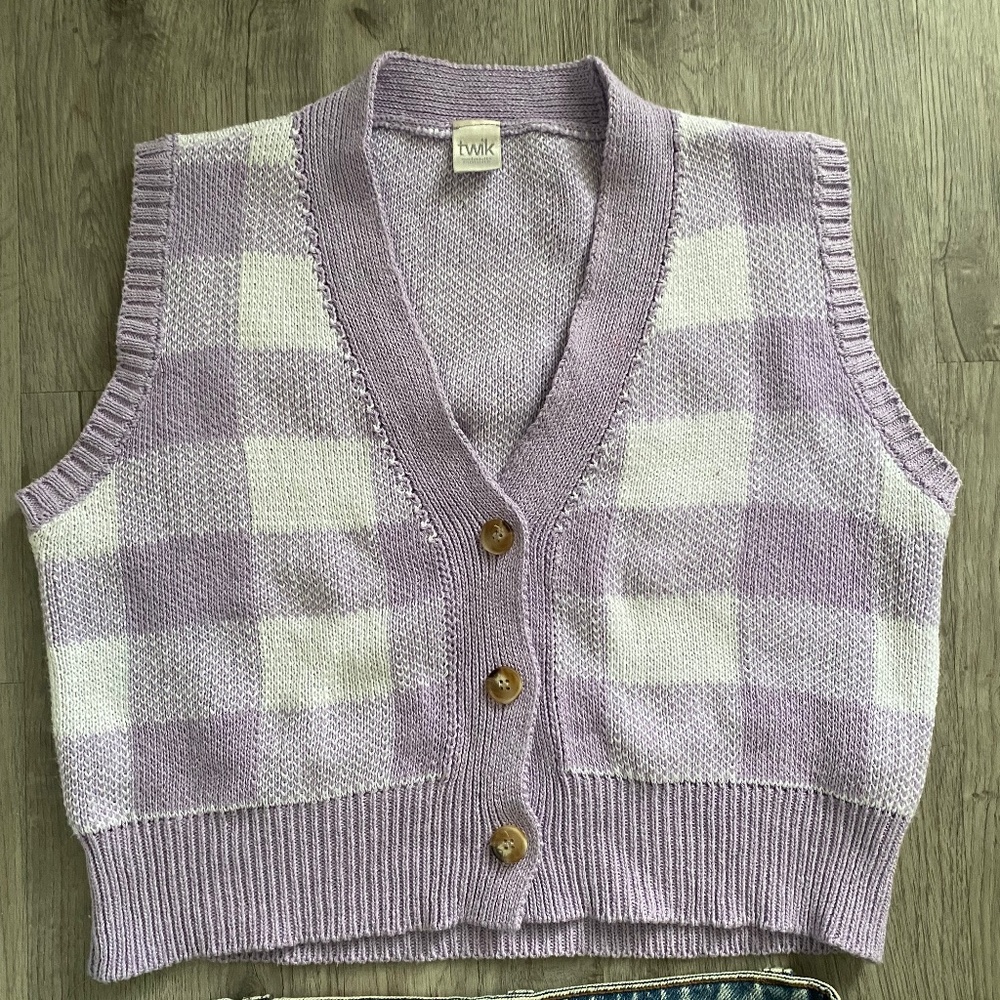 Sweater Vest